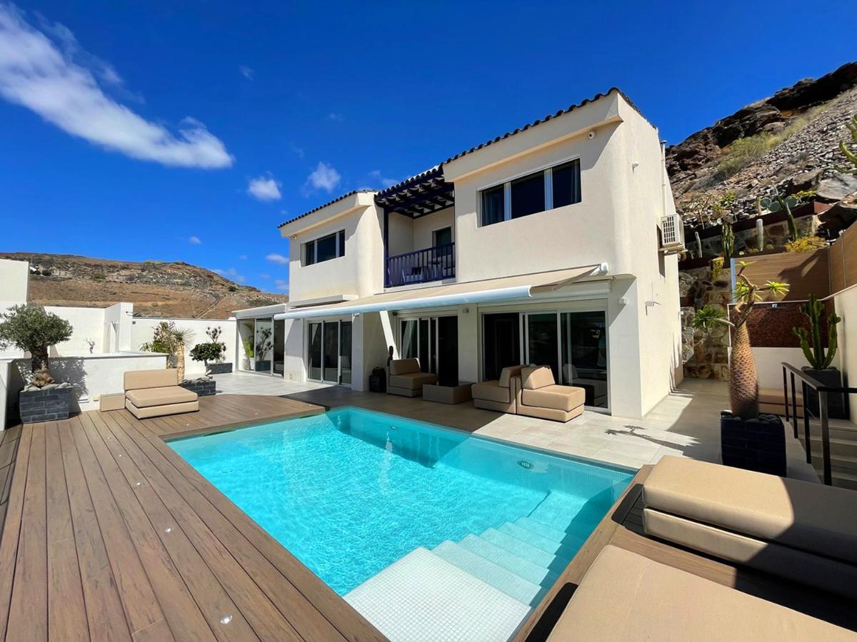 Luxury Villa Morelli With Seaview & Heated Pool 마스팔로마스 외부 사진